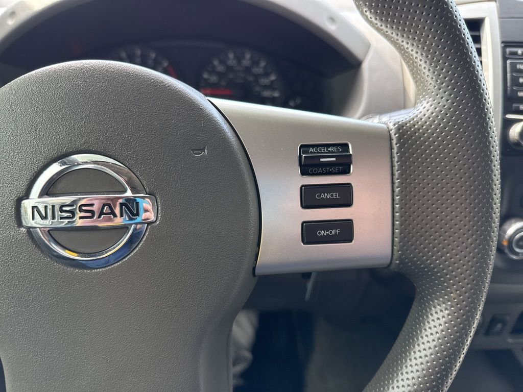Used 2017 Nissan Frontier SV image 18