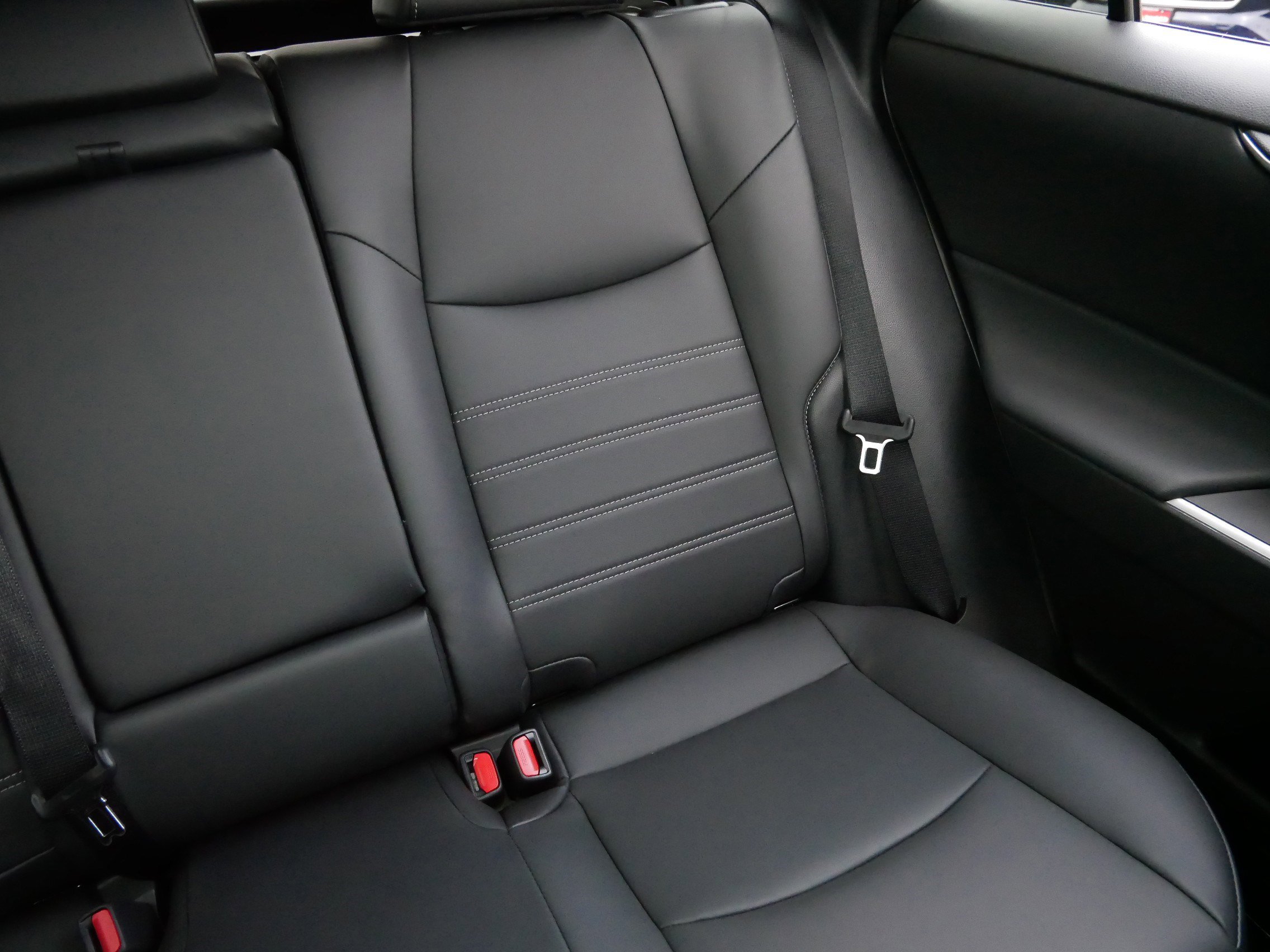 Certified 2025 Toyota RAV4 XLE Premium image 15