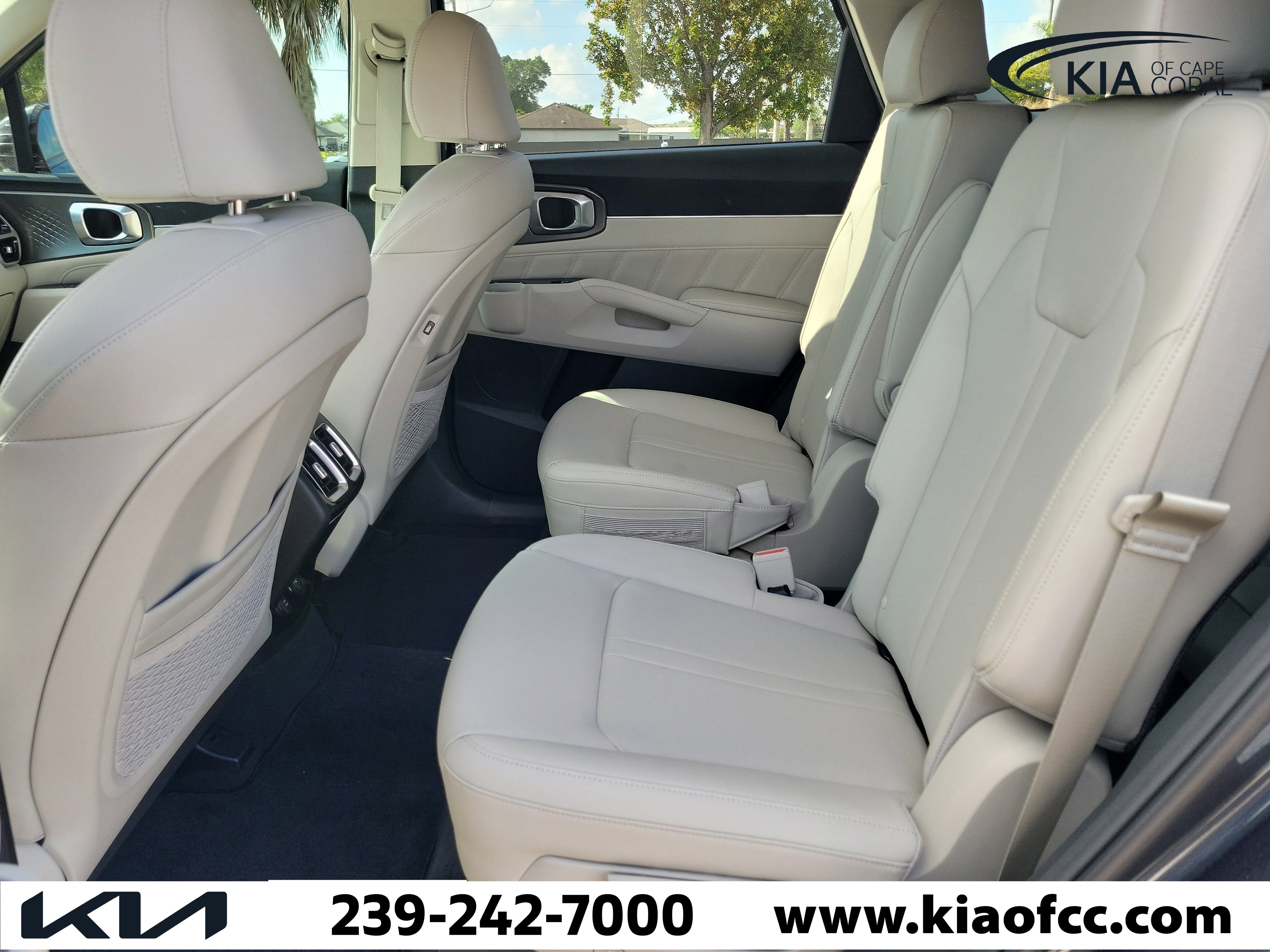 Certified 2023 Kia Sorento SX FWD image 12