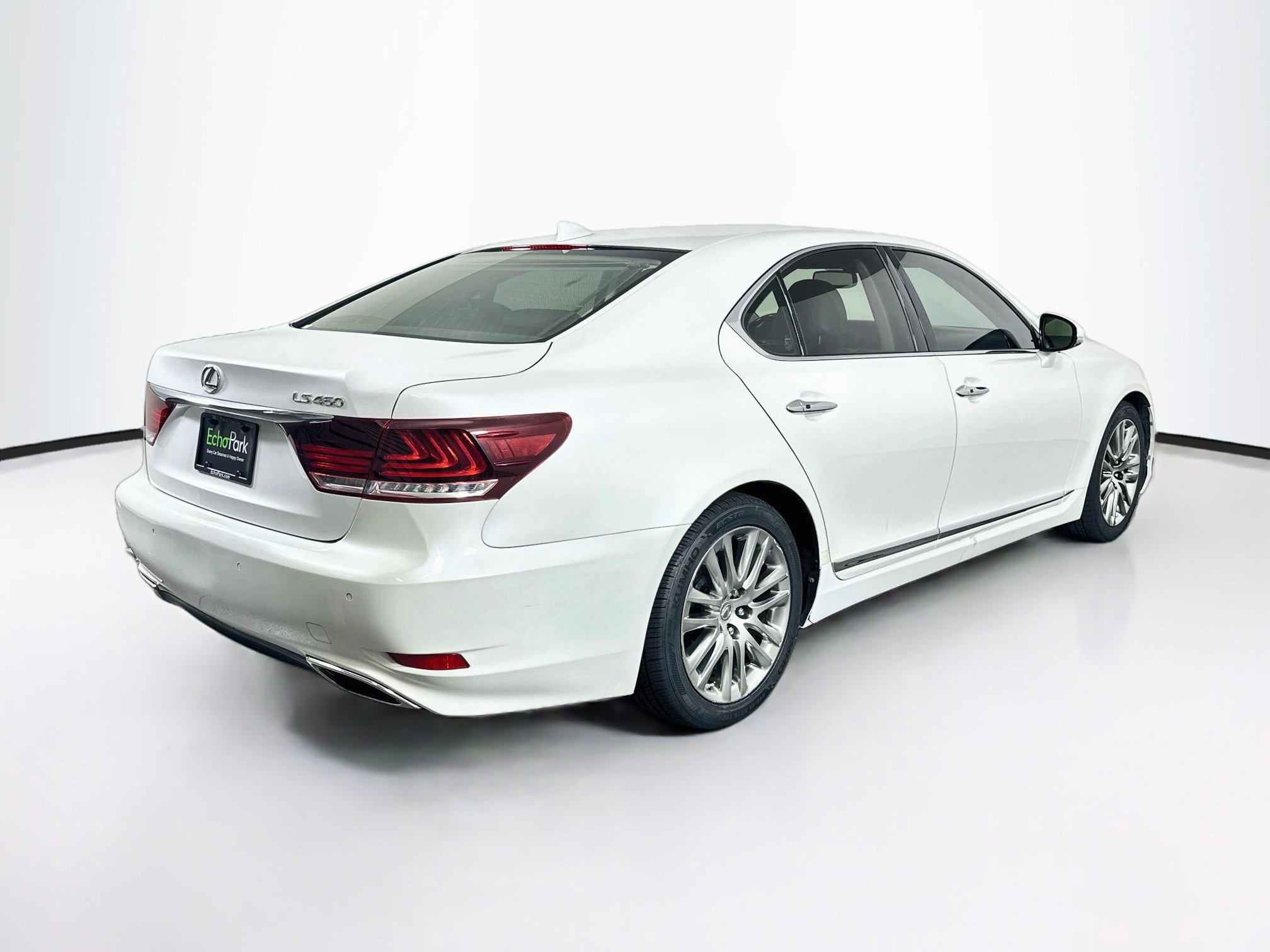 Used 2014 Lexus LS 460 w/ Comfort Package RWD image 9