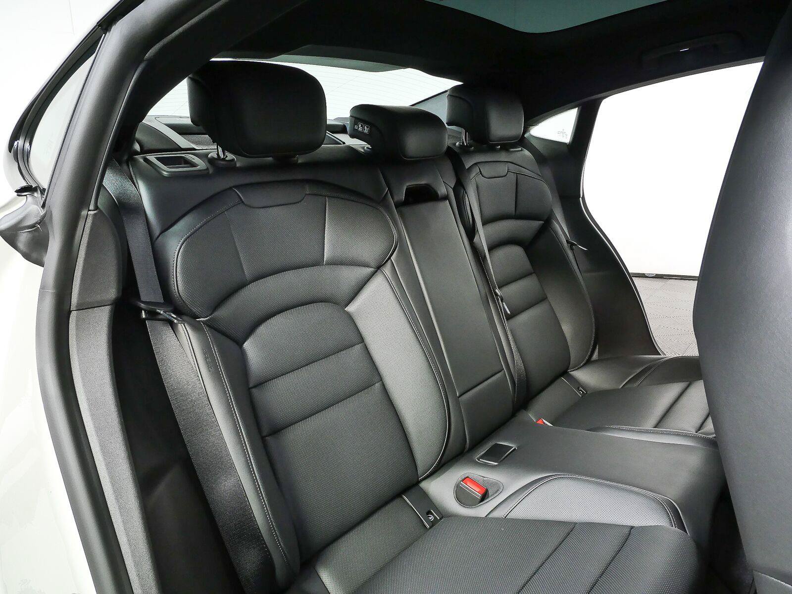 New 2026 Porsche Taycan RWD image 23