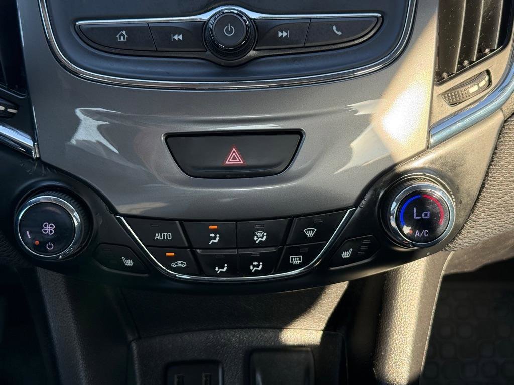 Used 2019 Chevrolet Cruze LT w/ Convenience Package image 21