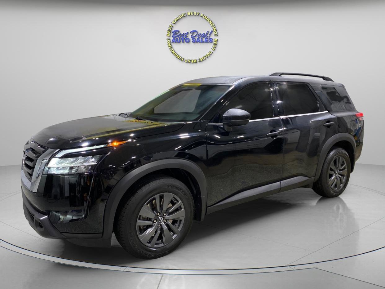 Used 2022 Nissan Pathfinder SV w/ SV Premium Package
