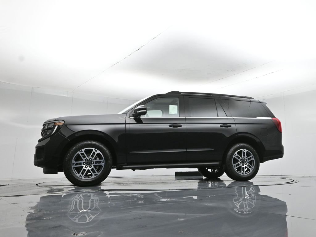 New 2026 Ford Expedition Active image 53
