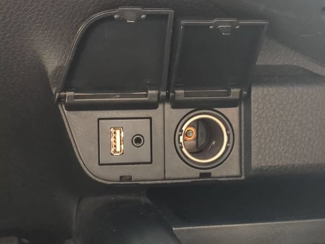 Used 2019 Toyota Camry LE FWD image 23