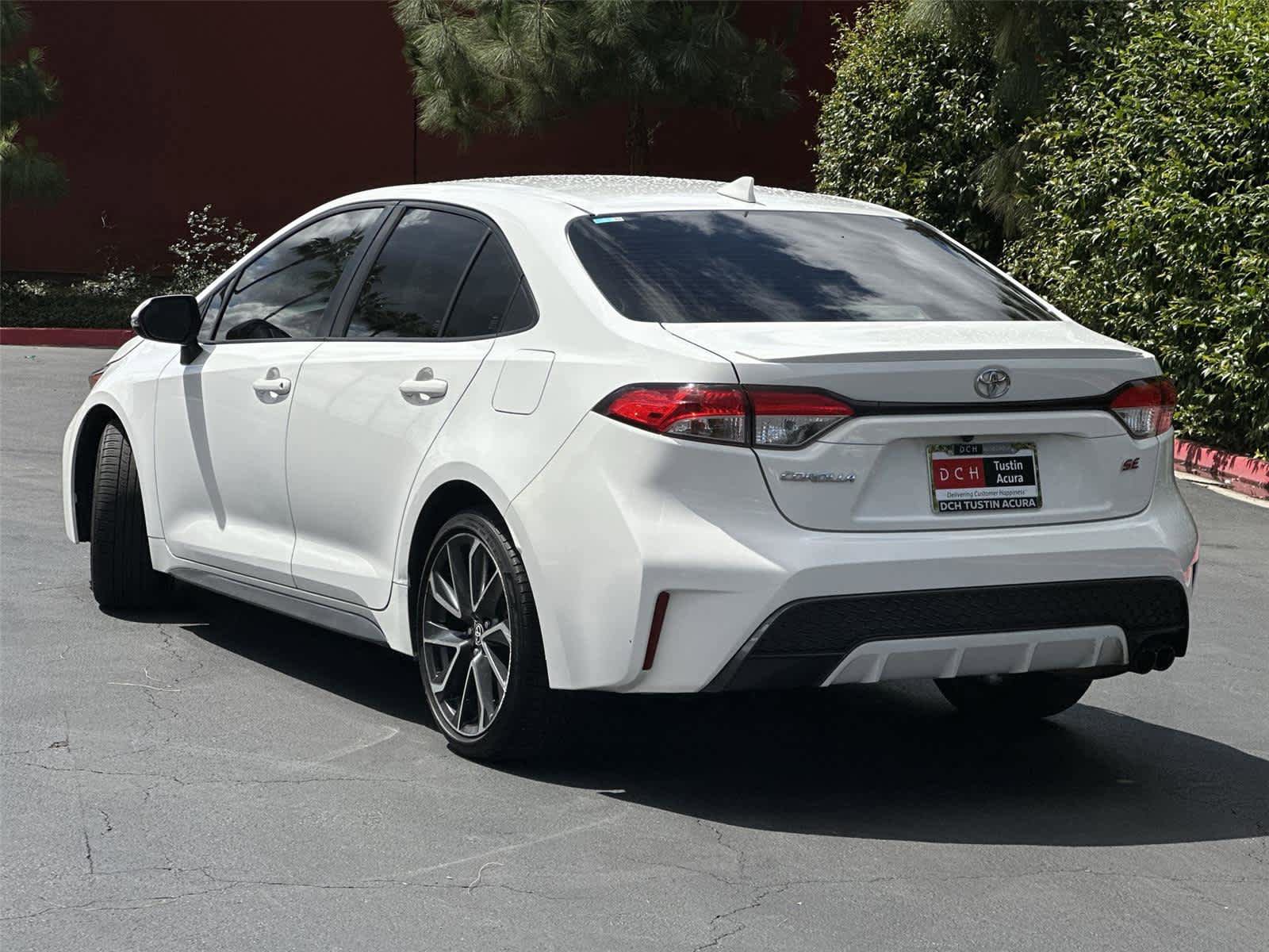 Used 2020 Toyota Corolla SE FWD image 5