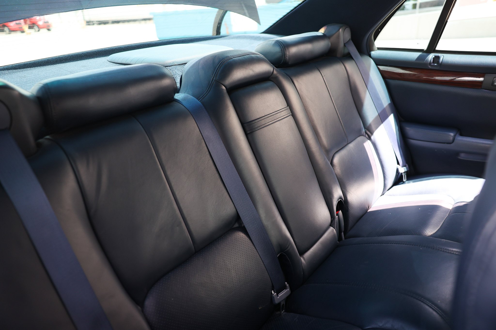 Used 1999 Cadillac Seville STS FWD image 12