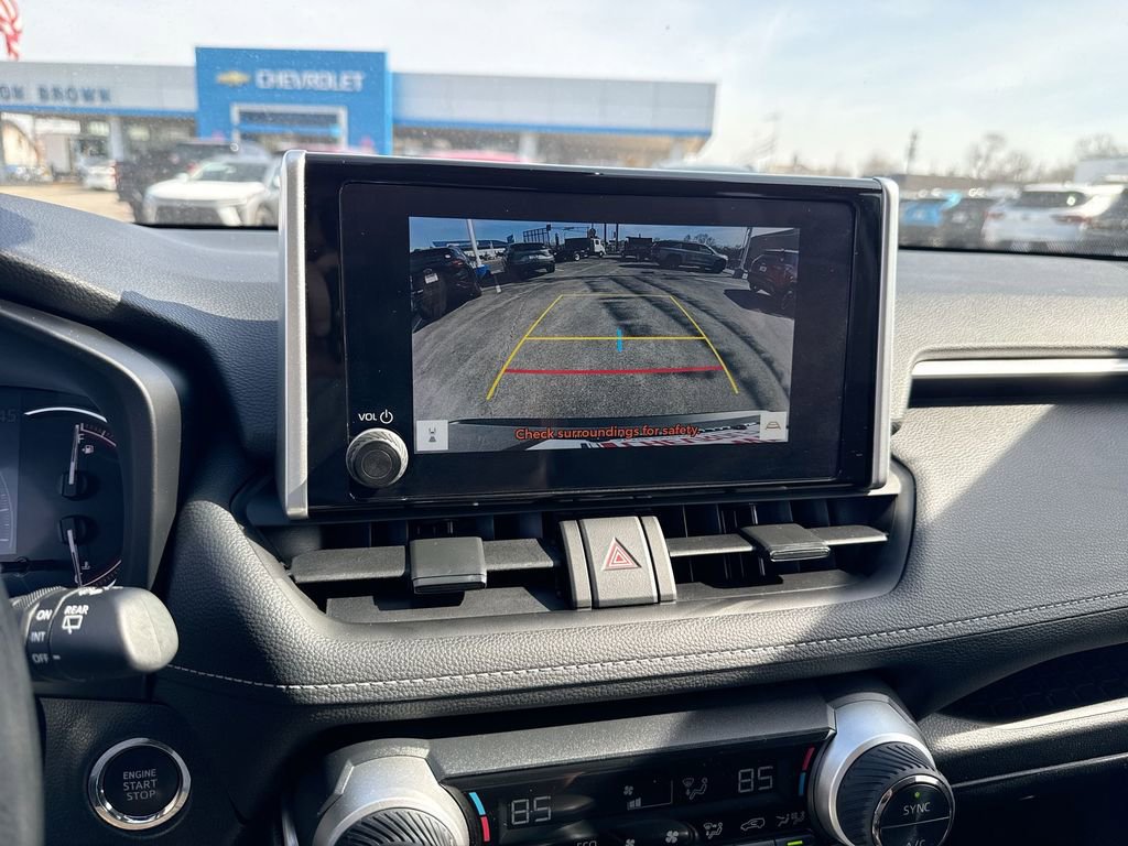 Used 2024 Toyota RAV4 XLE FWD image 16