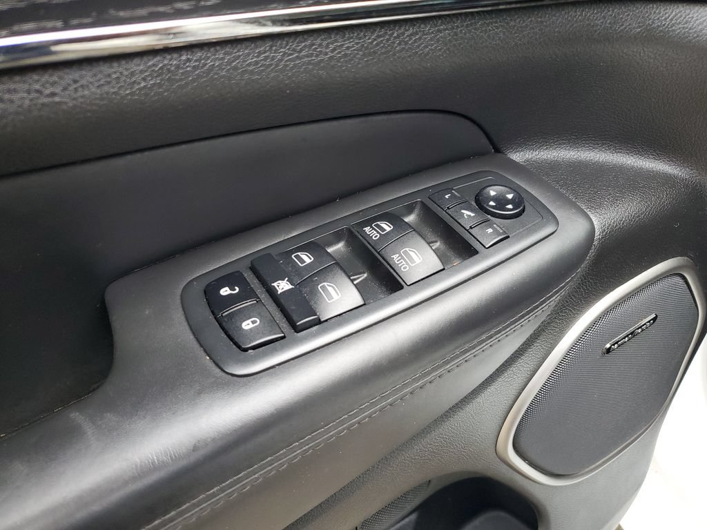 Used 2019 Jeep Grand Cherokee High Altitude AWD/4WD image 13