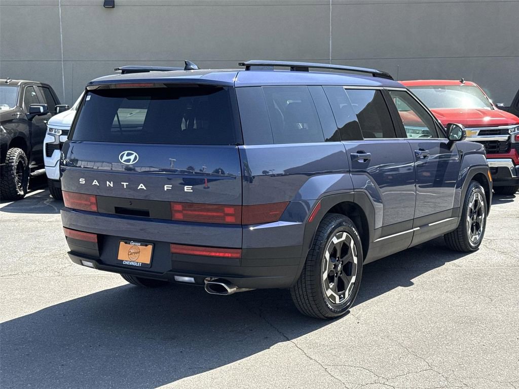 Used 2025 Hyundai Santa Fe SEL image 3