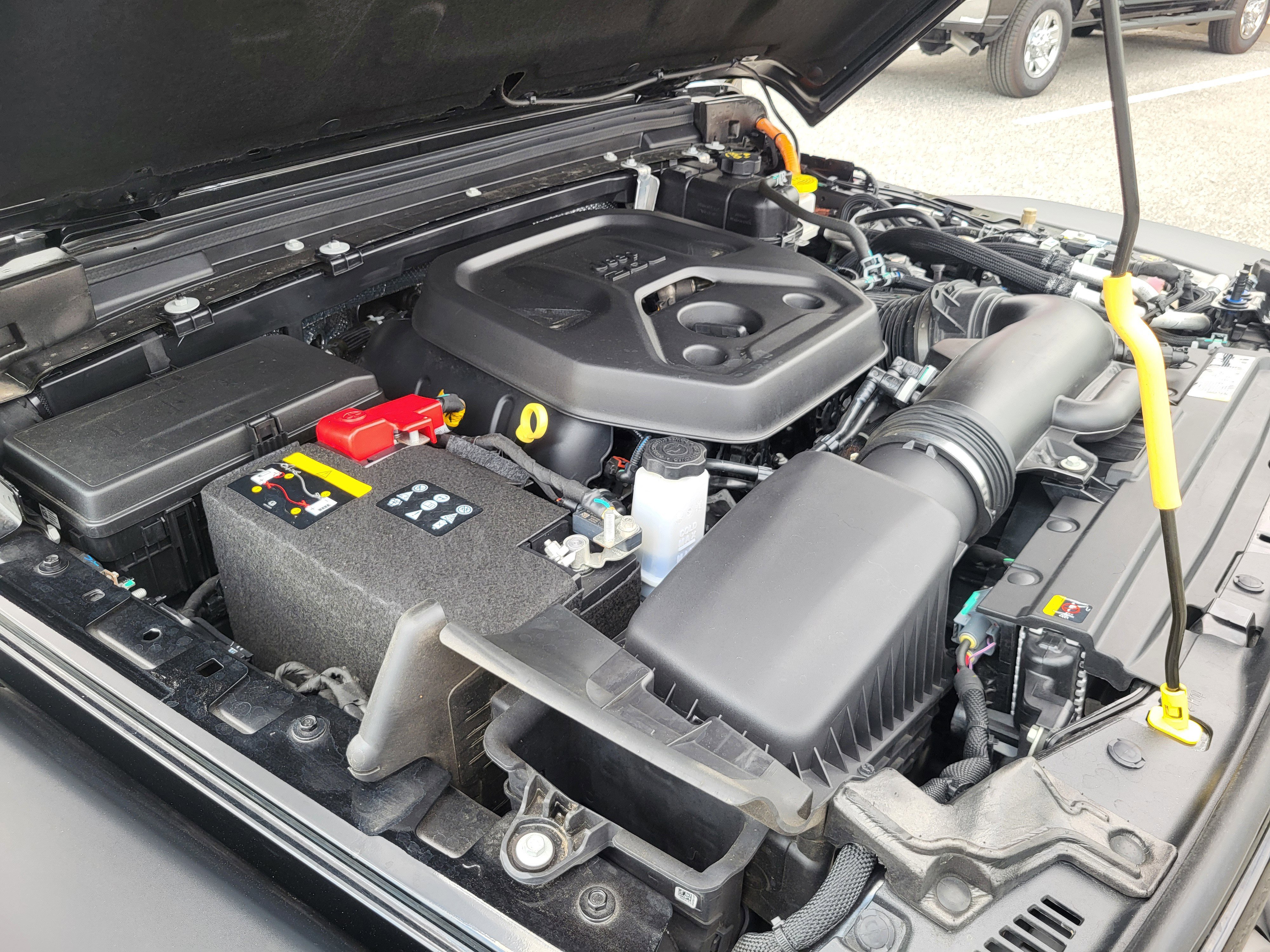 Used 2025 Jeep Wrangler Unlimited Rubicon 4xe w/ Convenience Group image 65