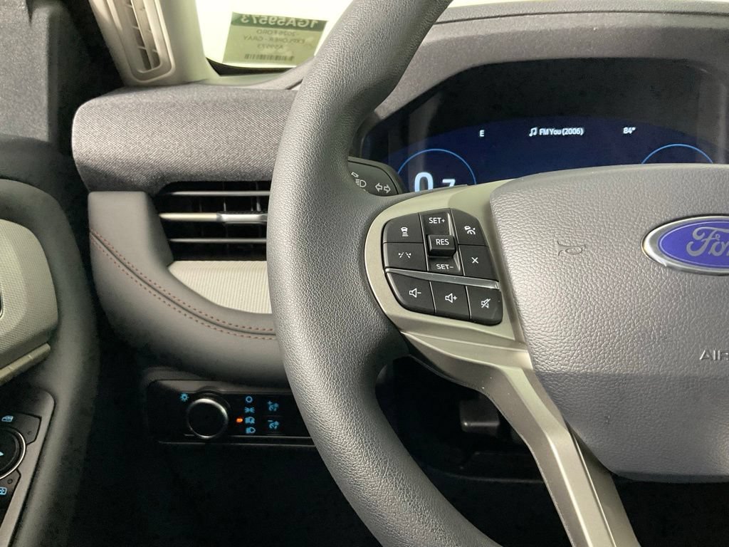 Certified 2026 Ford Explorer Active RWD image 24
