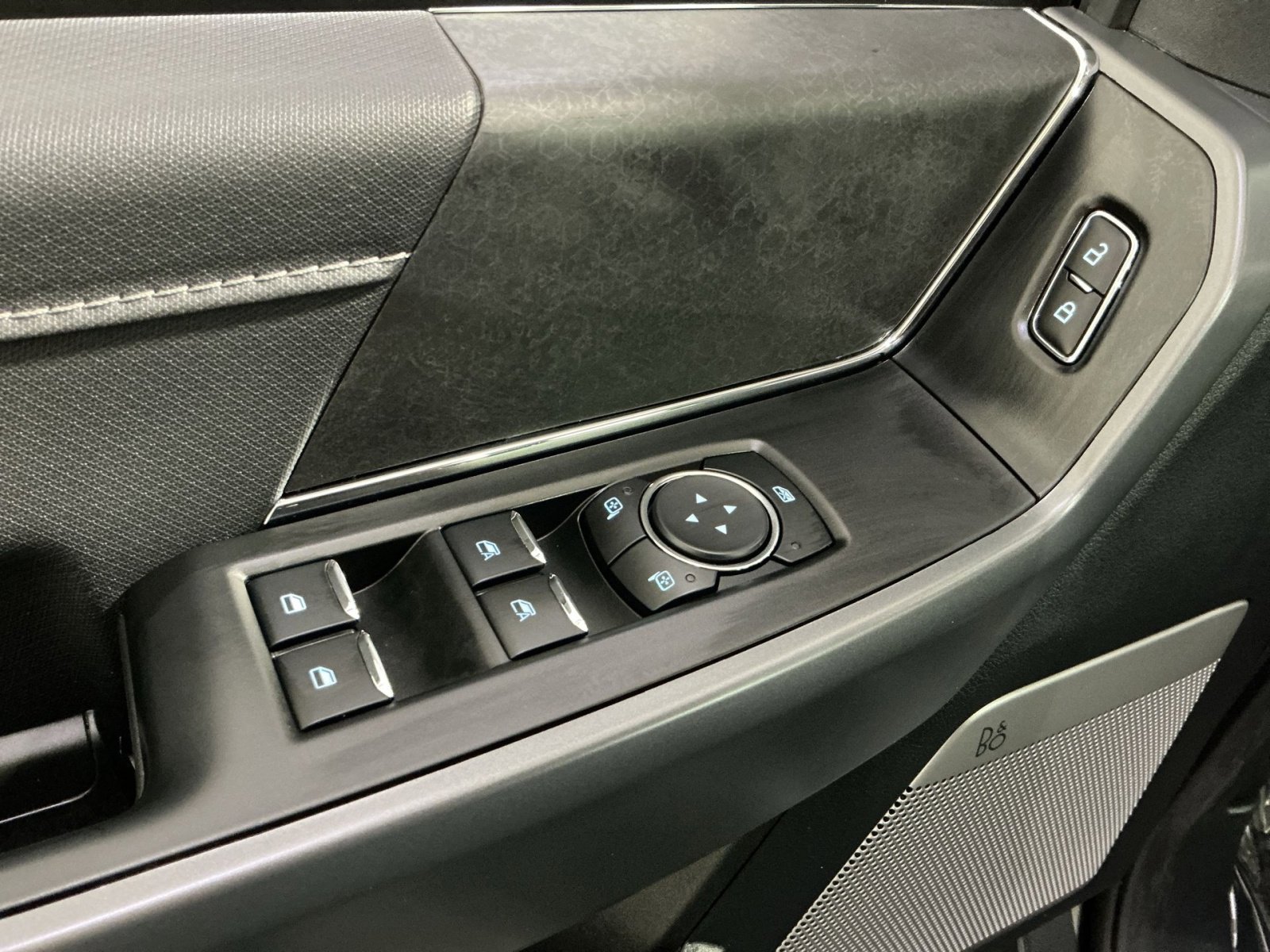 Used 2025 Ford F150 XLT w/ Equipment Group 303A High image 23