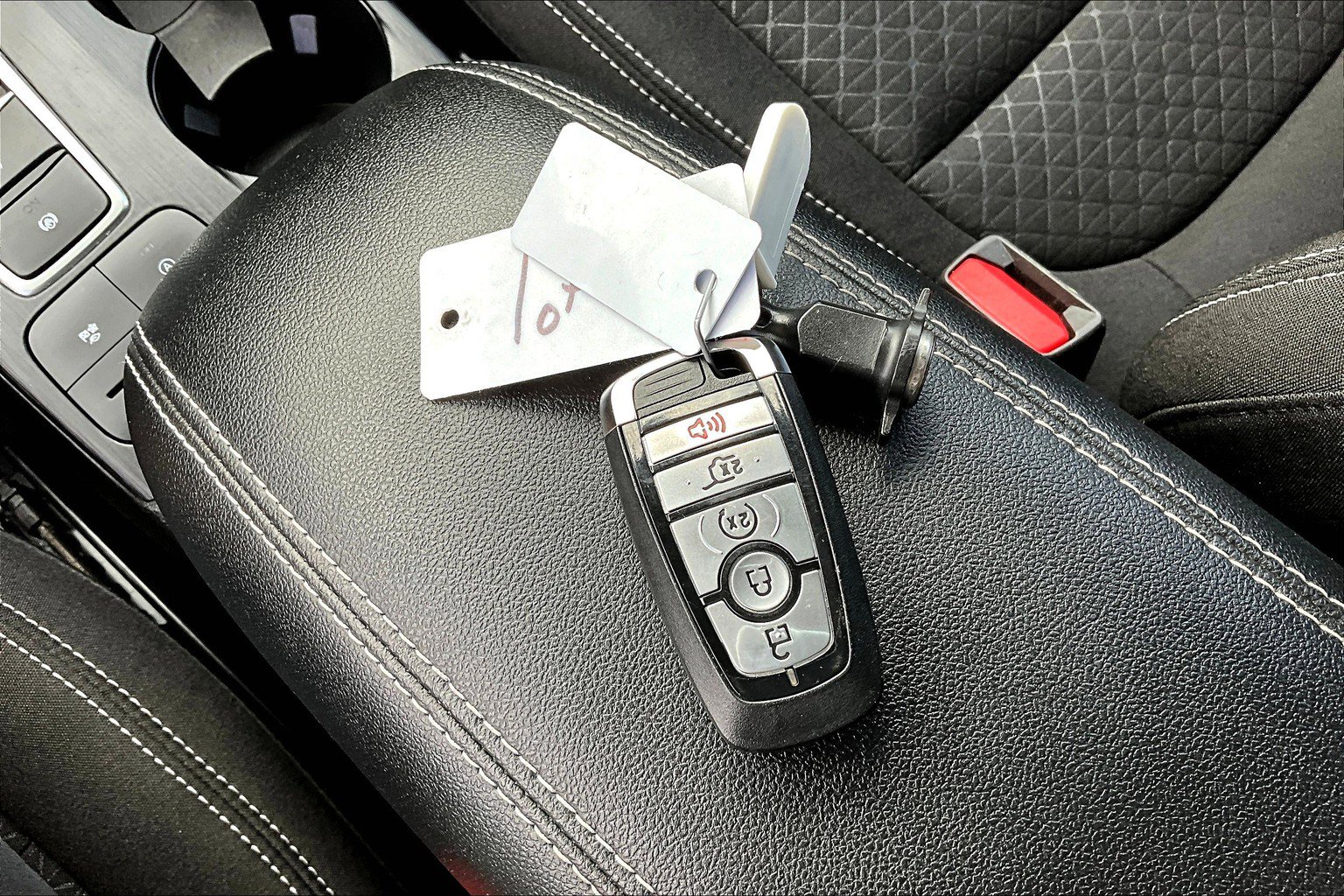 Used 2023 Ford Escape Active AWD/4WD image 12