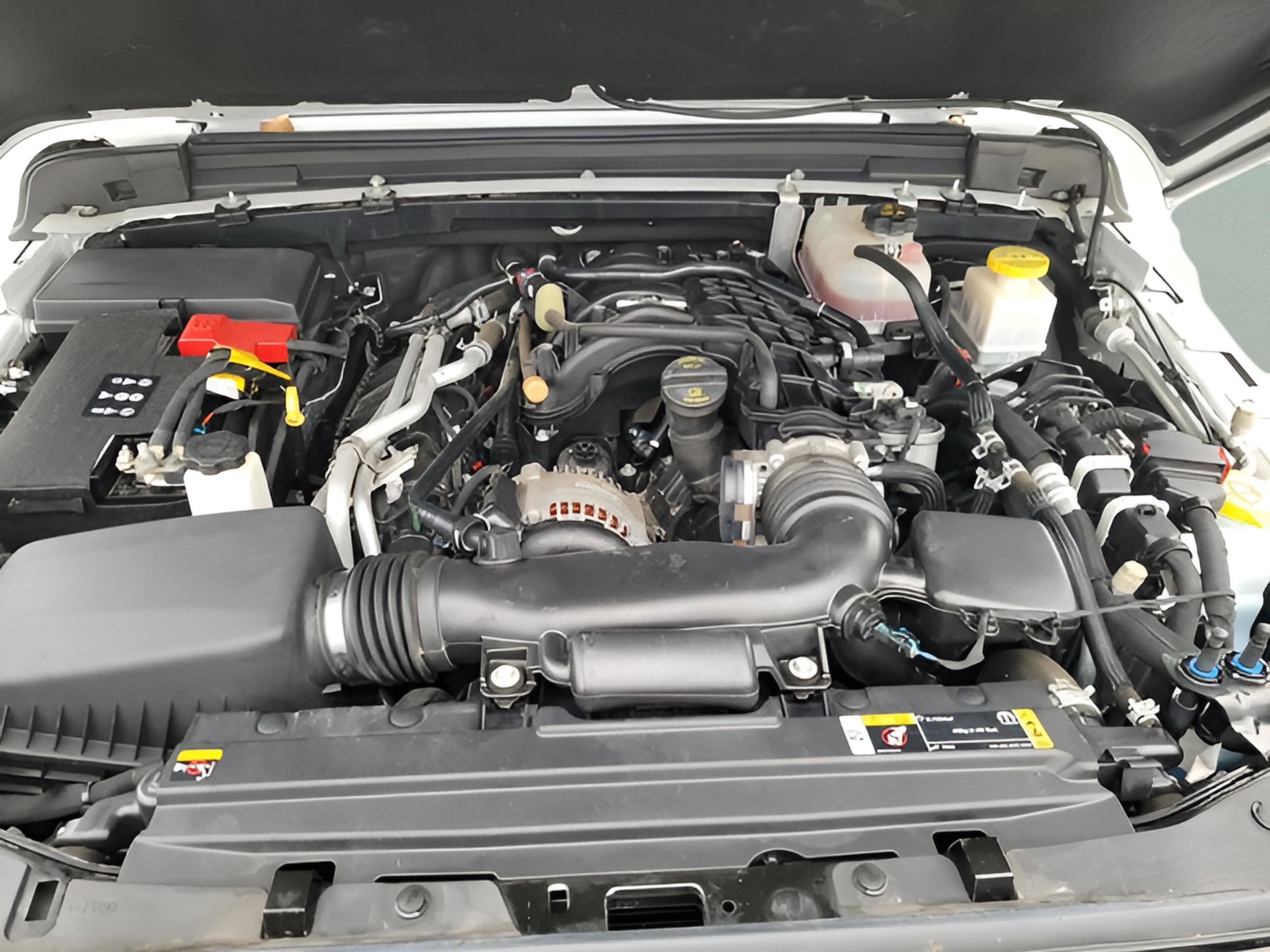 Used 2023 Jeep Gladiator Sport image 22