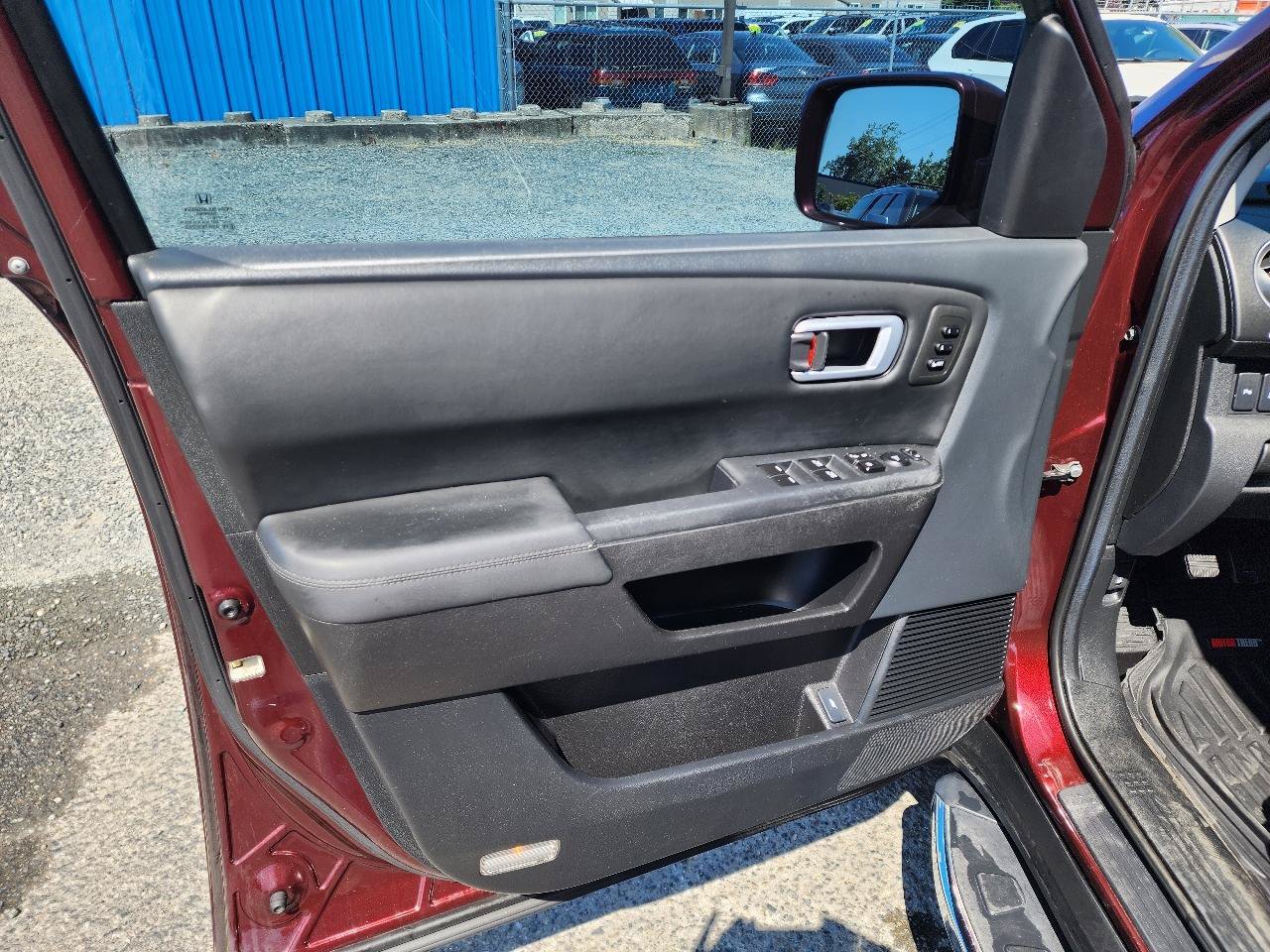 Used 2012 Honda Pilot Touring image 12