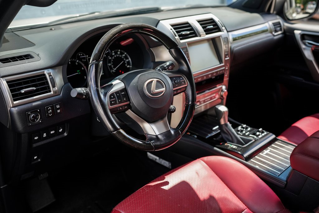 Used 2020 Lexus GX 460 Luxury image 19