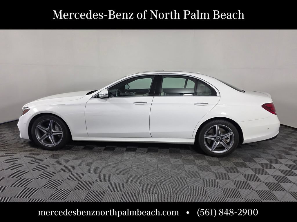 Used 2018 Mercedes-Benz E 400 4MATIC Sedan image 3