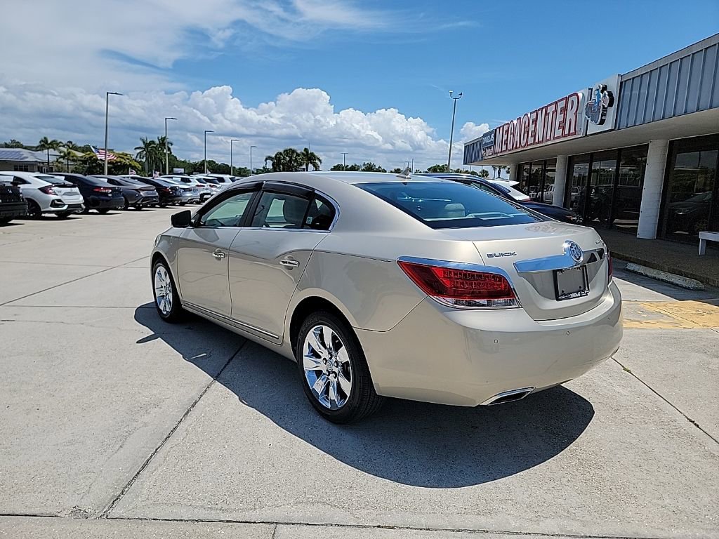 Used 2011 Buick LaCrosse CXS image 3