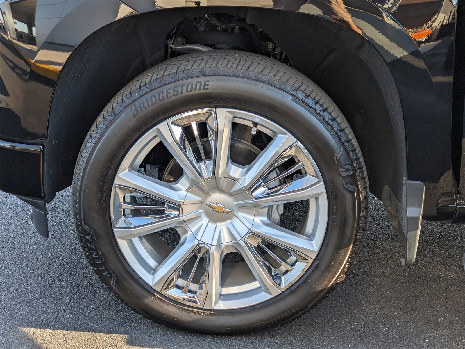 Used 2025 Chevrolet Silverado 1500 High Country image 38