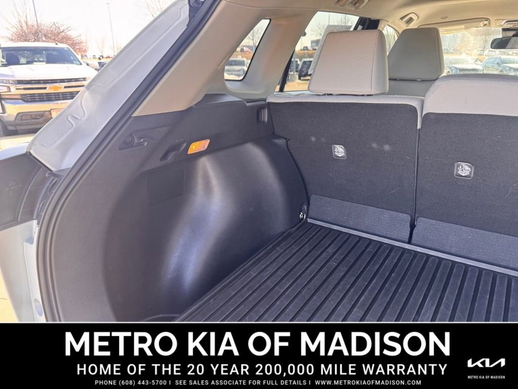 Used 2022 Toyota Corolla Cross LE image 22