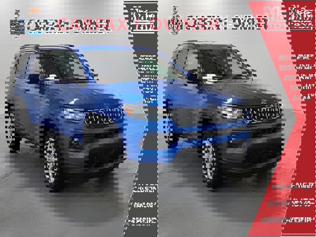 Used 2024 Jeep Compass Latitude image 1