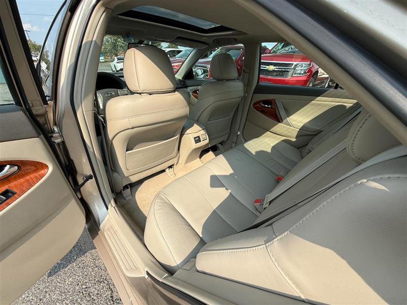 Used 2009 Toyota Camry XLE image 25
