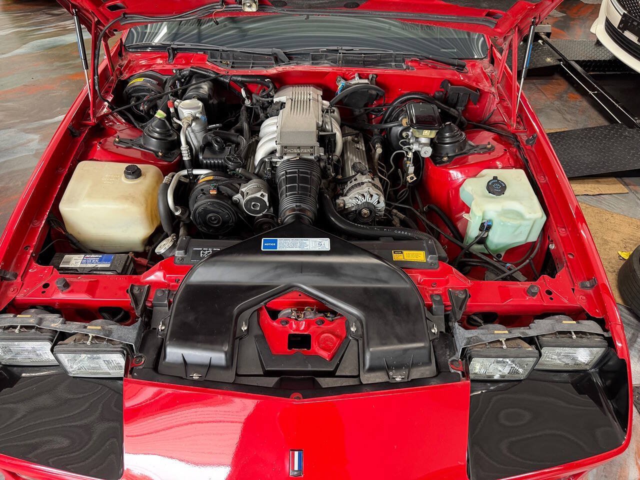 Used 1991 Chevrolet Camaro Z28 RWD image 23