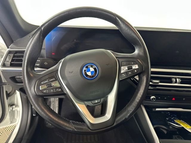 Used 2023 BMW i4 eDrive35 w/ Premium Package image 14