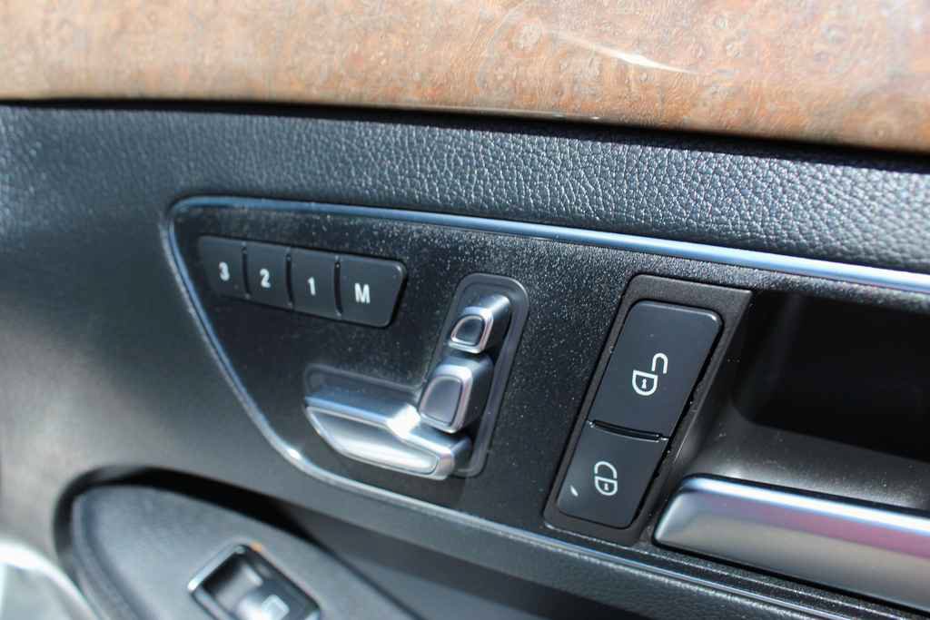 Used 2014 Mercedes-Benz E 350 Sedan w/ Premium 1 Package image 28