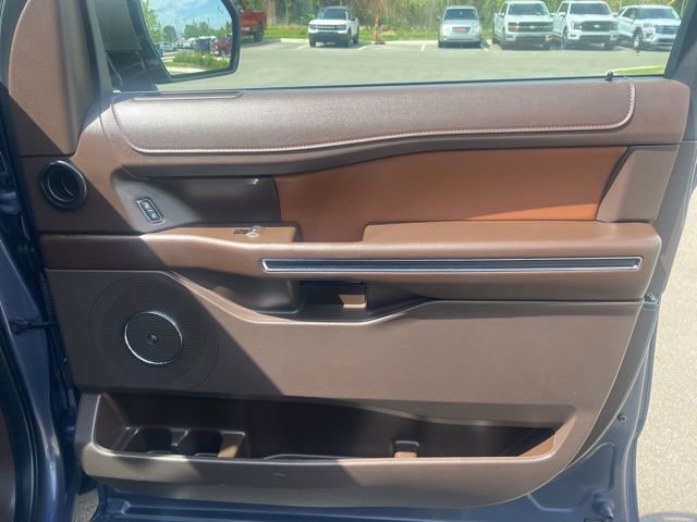 Used 2023 Ford Expedition King Ranch AWD/4WD image 10