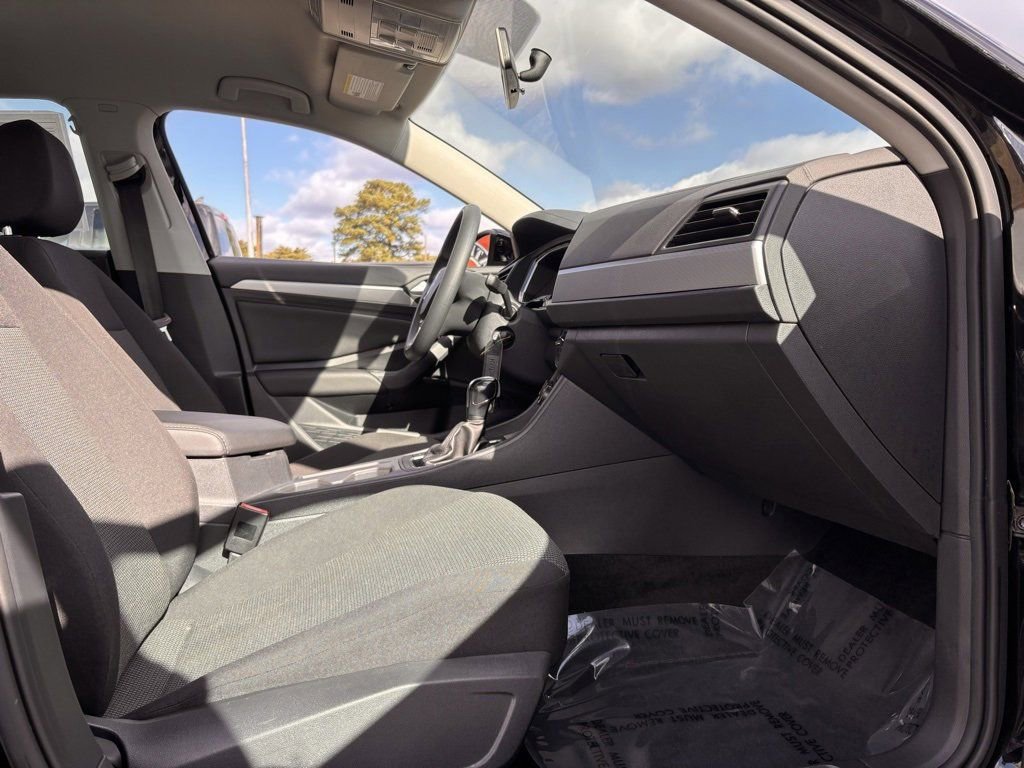 Used 2021 Volkswagen Jetta S w/ Driver Assistance Package image 21