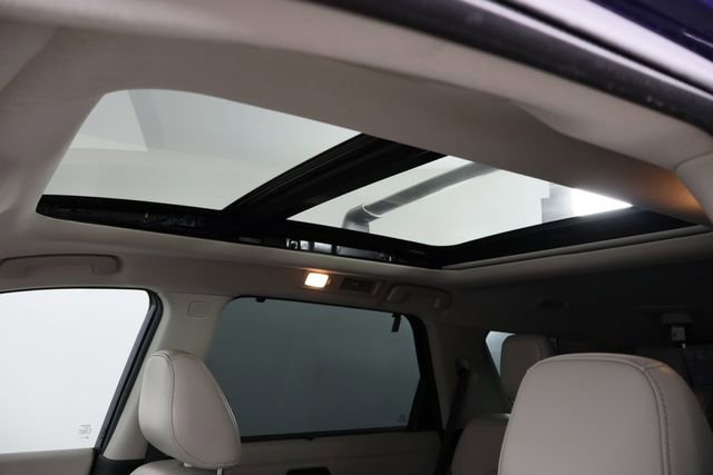 Used 2022 Nissan Pathfinder Platinum w/ Cargo Package FWD image 28
