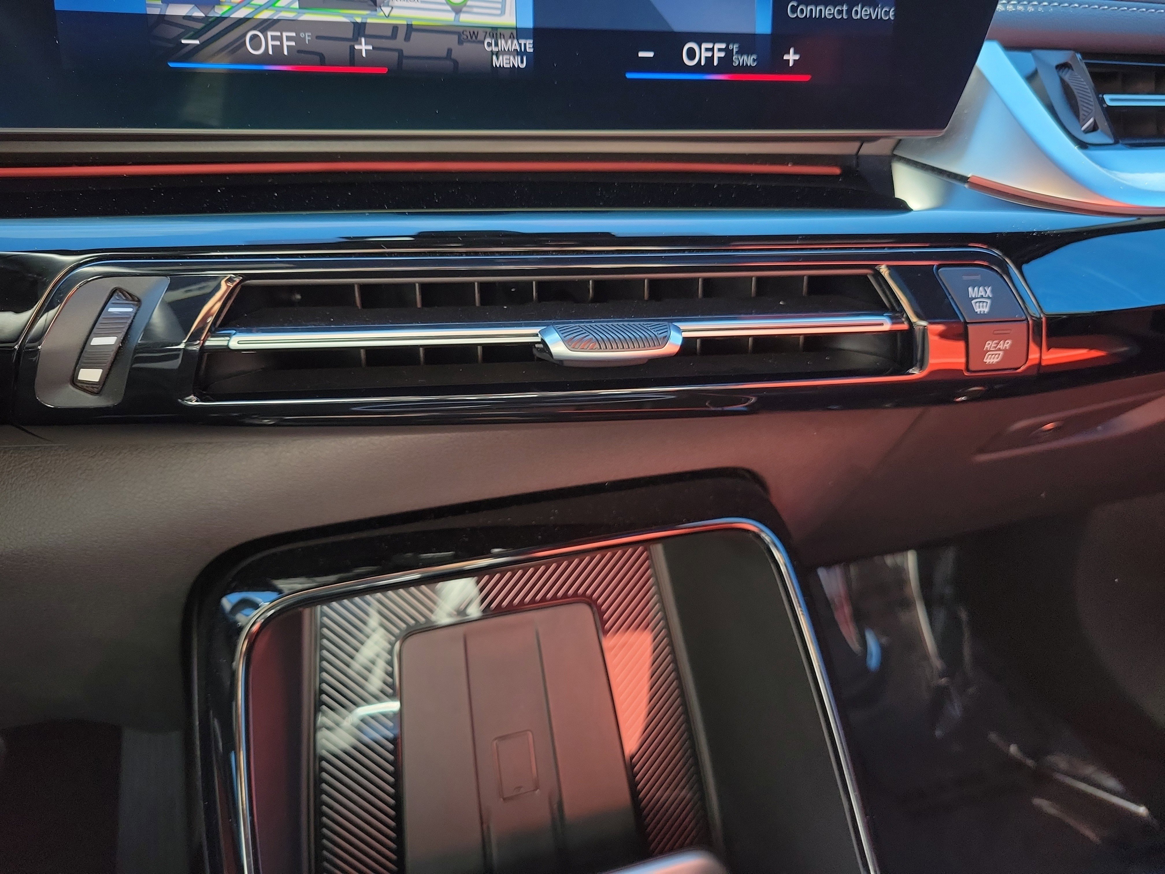 Used 2023 BMW X1 xDrive28i w/ Premium Package image 29