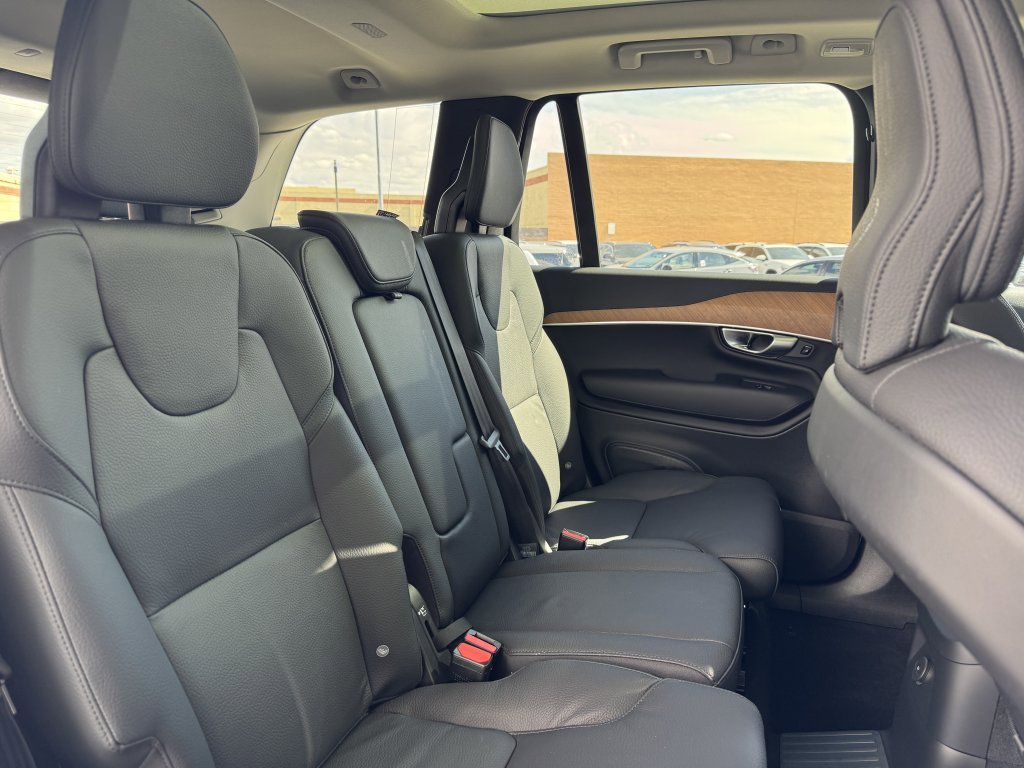 Used 2024 Volvo XC90 T8 Core w/ Protection Package Premier image 42