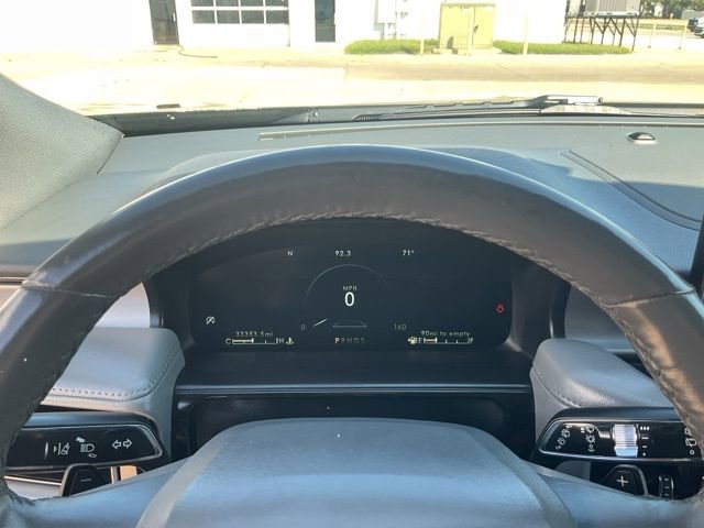 Used 2022 Lincoln Nautilus Reserve w/ Equipment Group 202A image 12