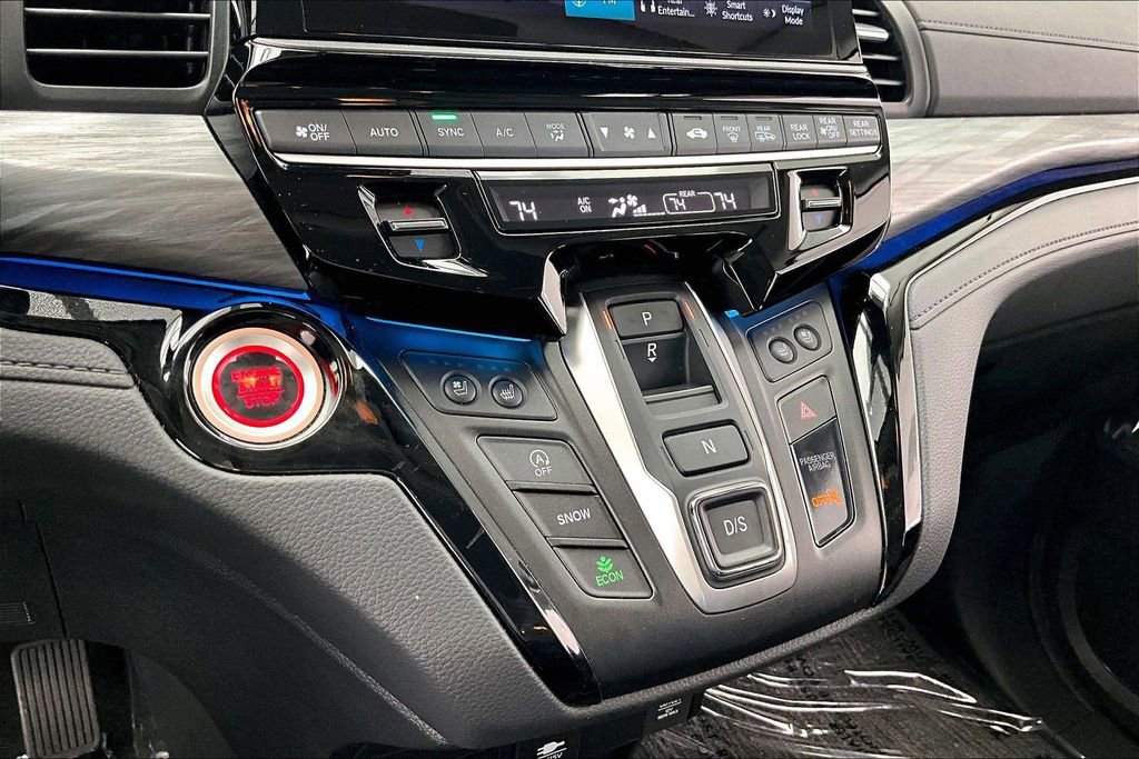 Used 2025 Honda Odyssey Elite image 32