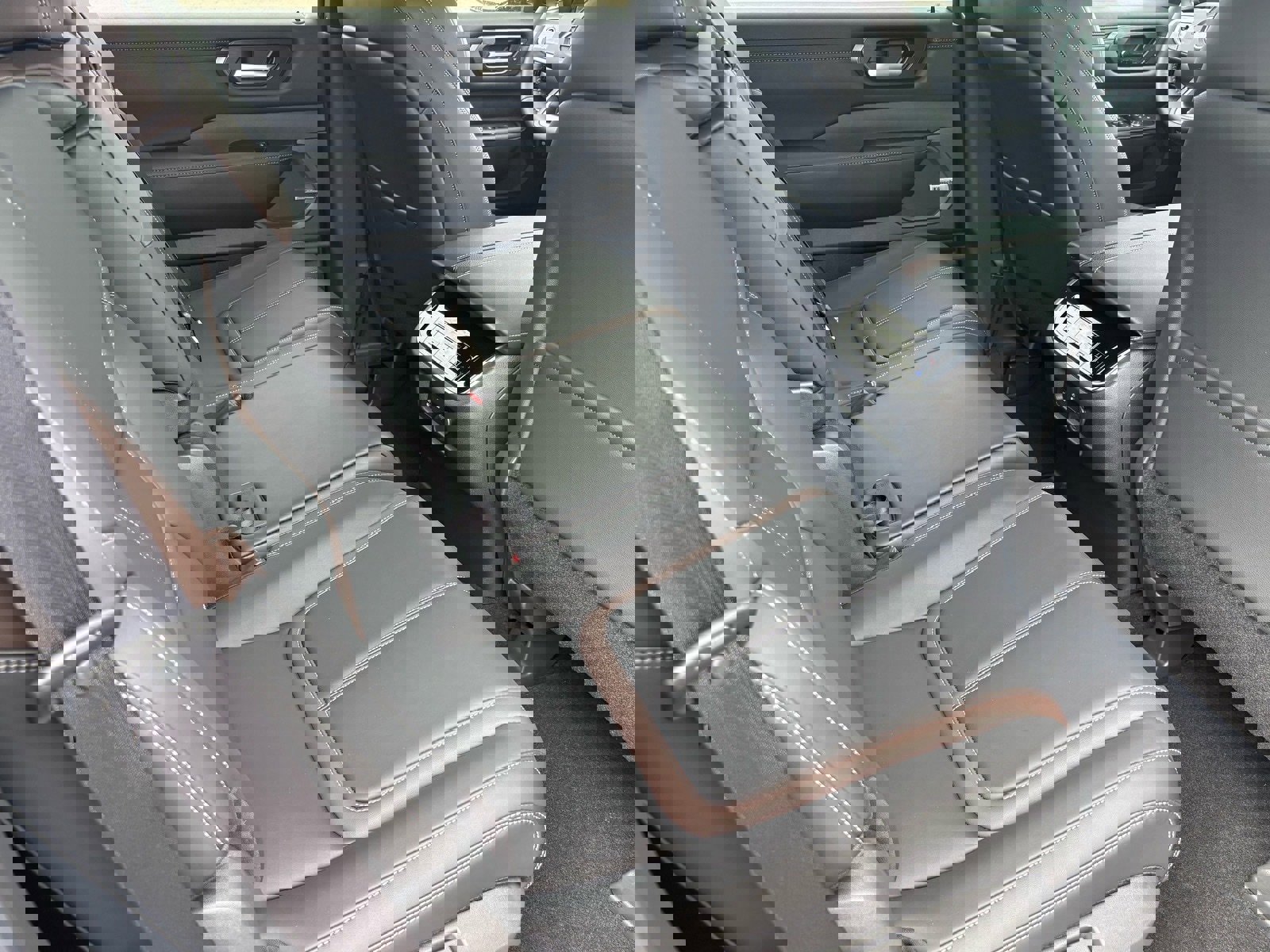 New 2026 Nissan Armada SL image 21