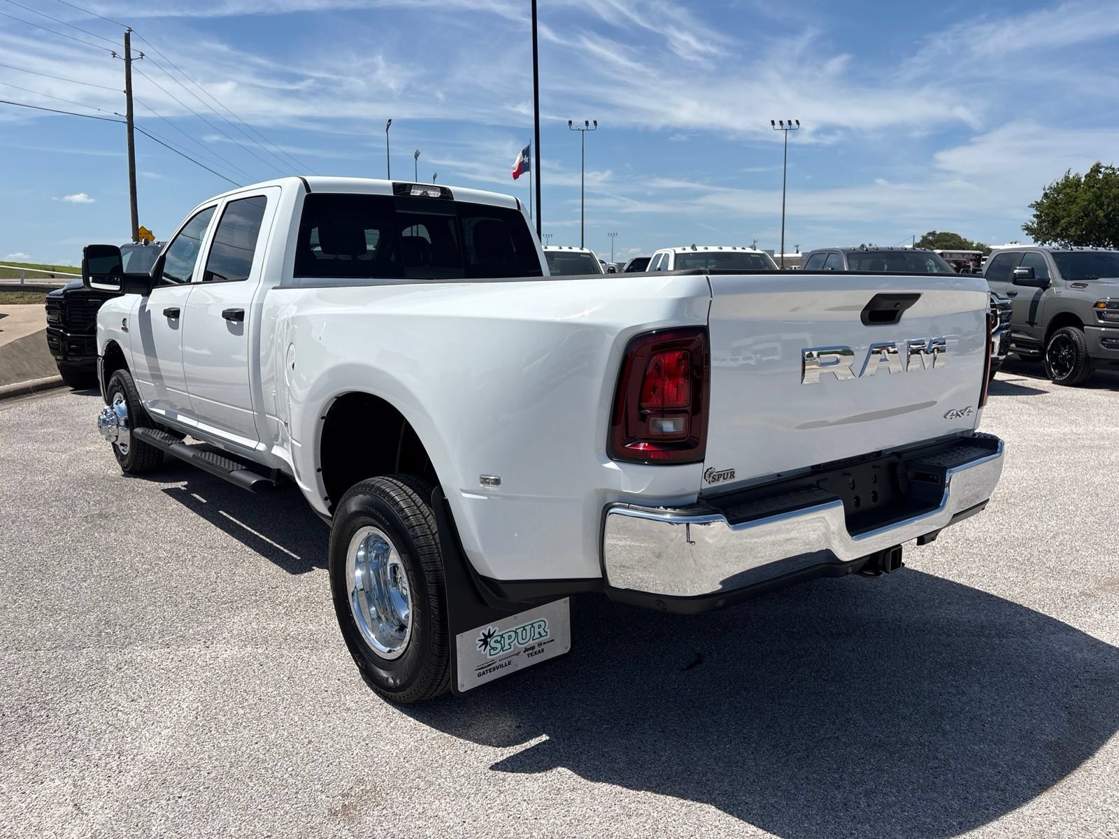 New 2026 RAM 3500 Tradesman AWD/4WD image 4