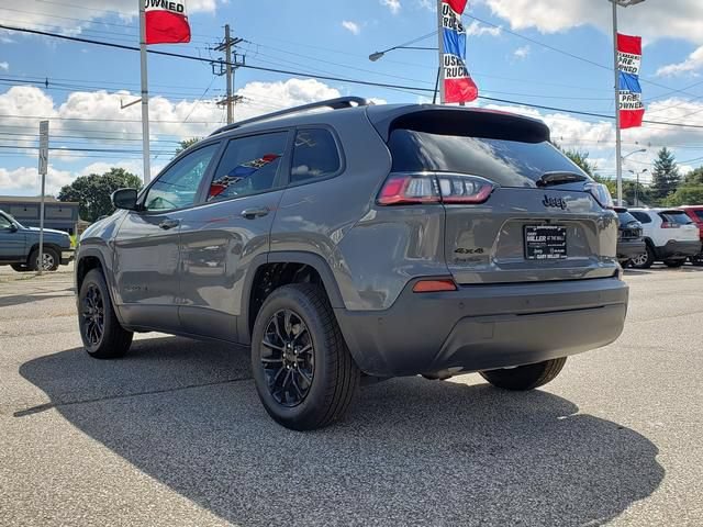 Used 2023 Jeep Cherokee Altitude Lux AWD/4WD image 6
