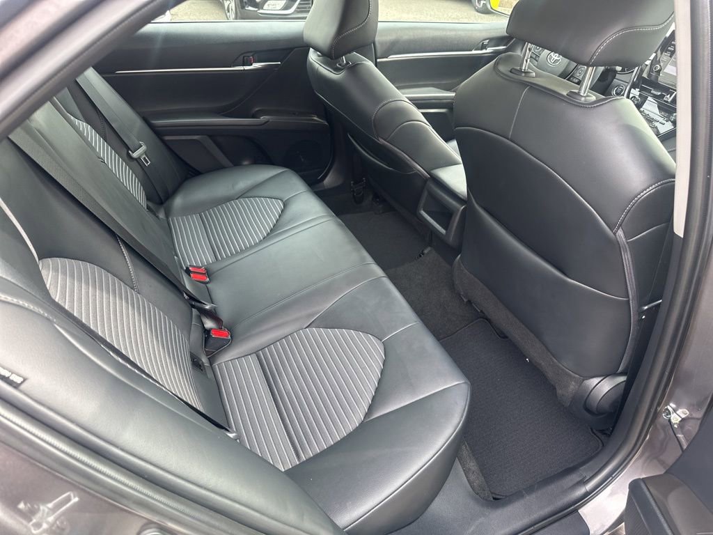 Used 2023 Toyota Camry SE w/ Cold Weather Package image 32