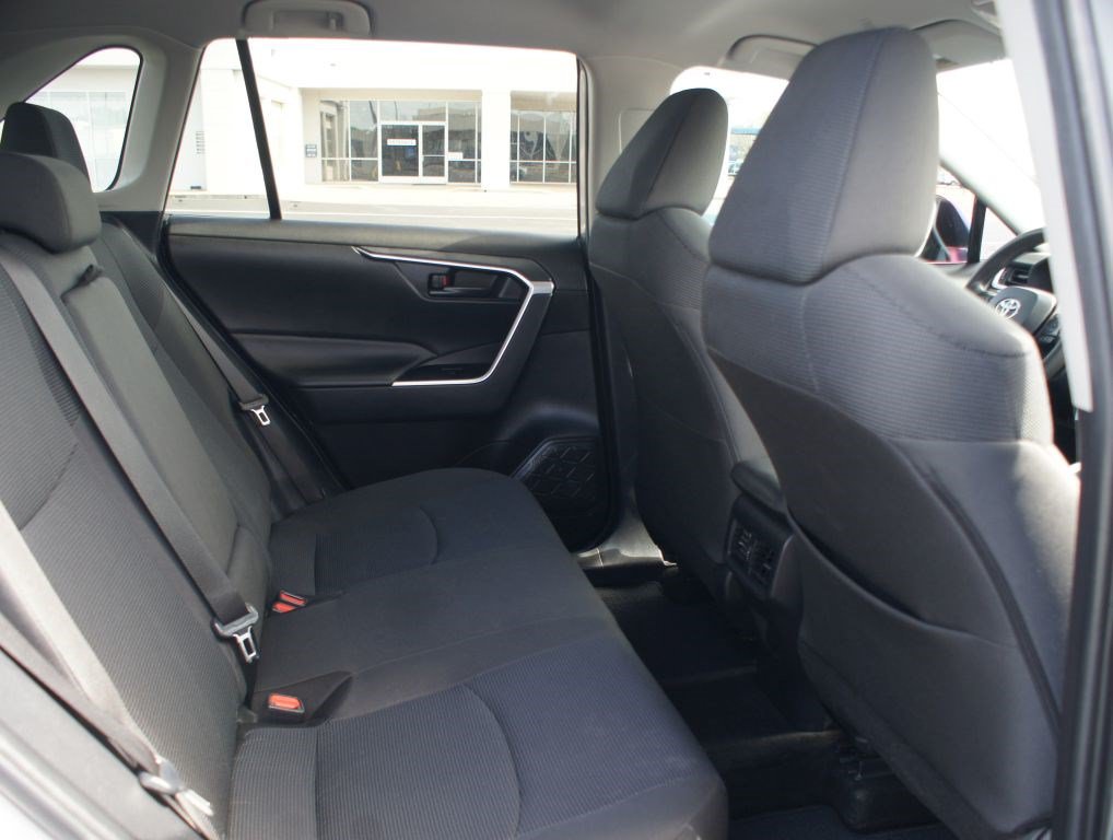Used 2024 Toyota RAV4 LE FWD image 19