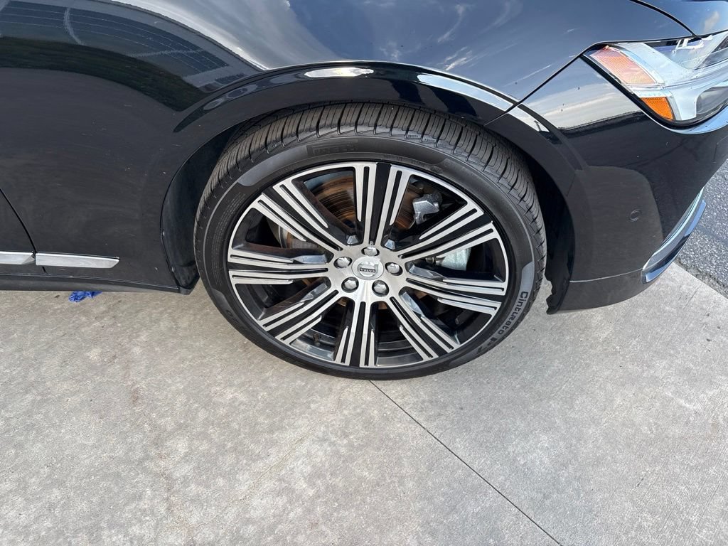 Certified 2023 Volvo S90 B6 Plus AWD/4WD image 12
