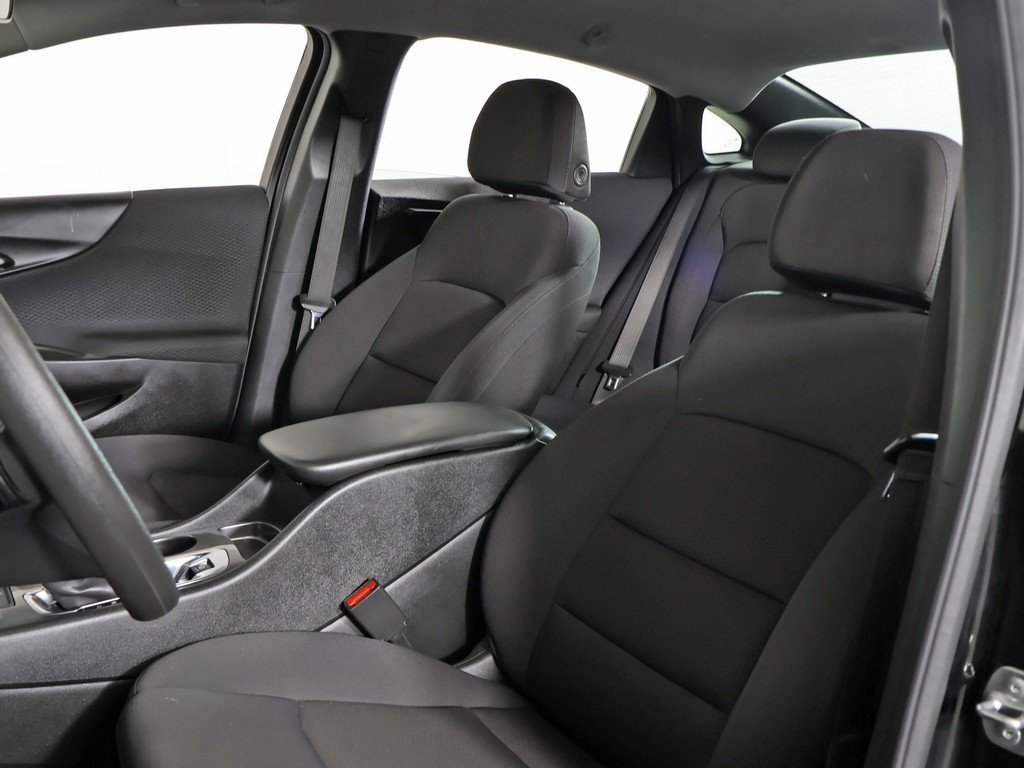 Used 2025 Chevrolet Malibu LS image 25