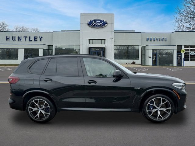 Used 2022 BMW X5 xDrive45e w/ M Sport Package AWD/4WD image 4