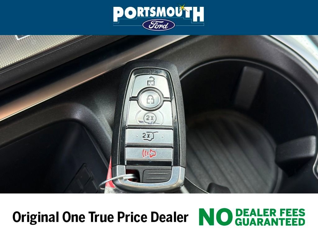 New 2025 Ford Expedition Max Platinum w/ Stealth Performance Package image 18