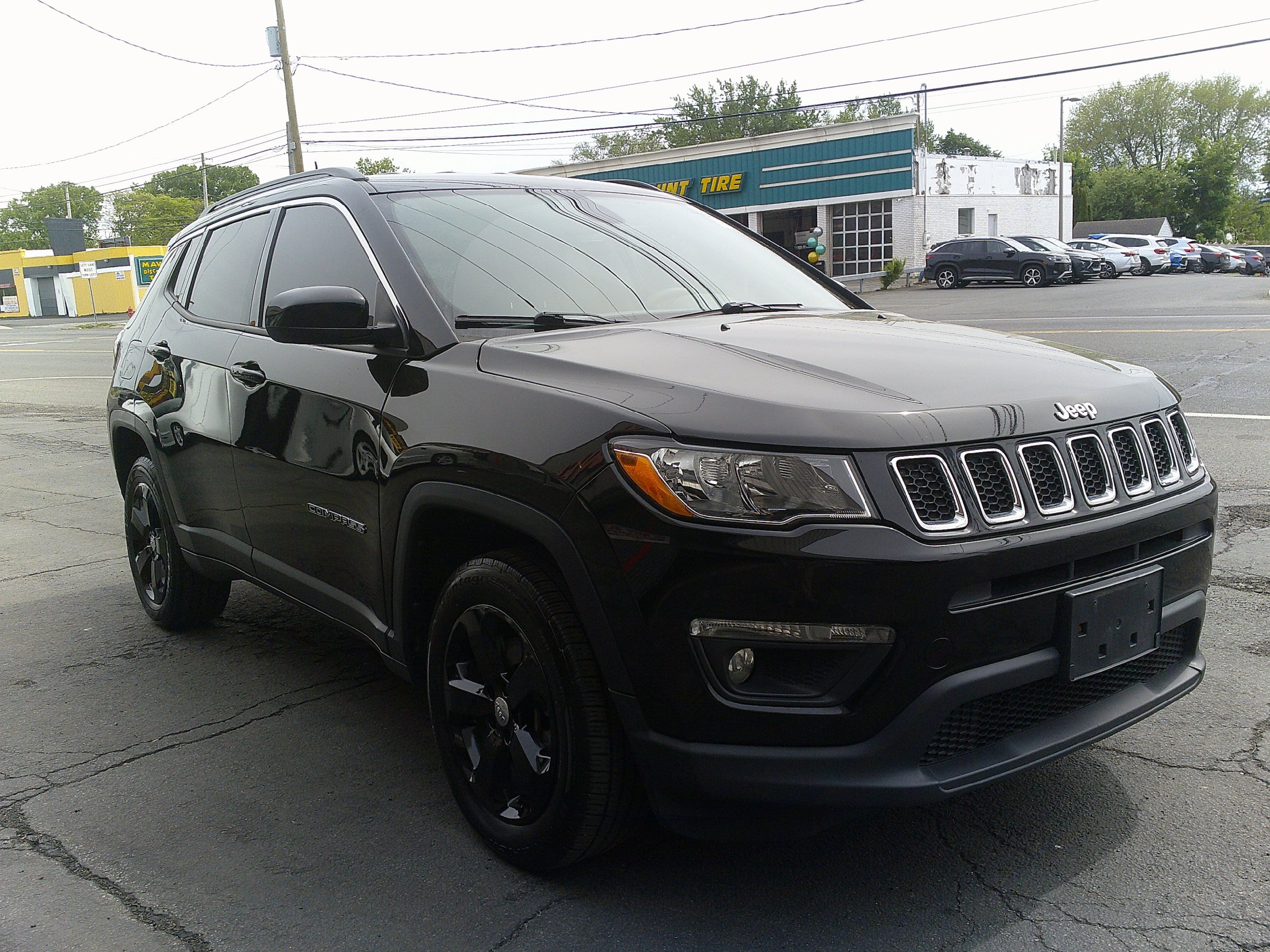 Used 2023 Jeep Compass Limited w/ Sun and Sound Group AWD/4WD image 14