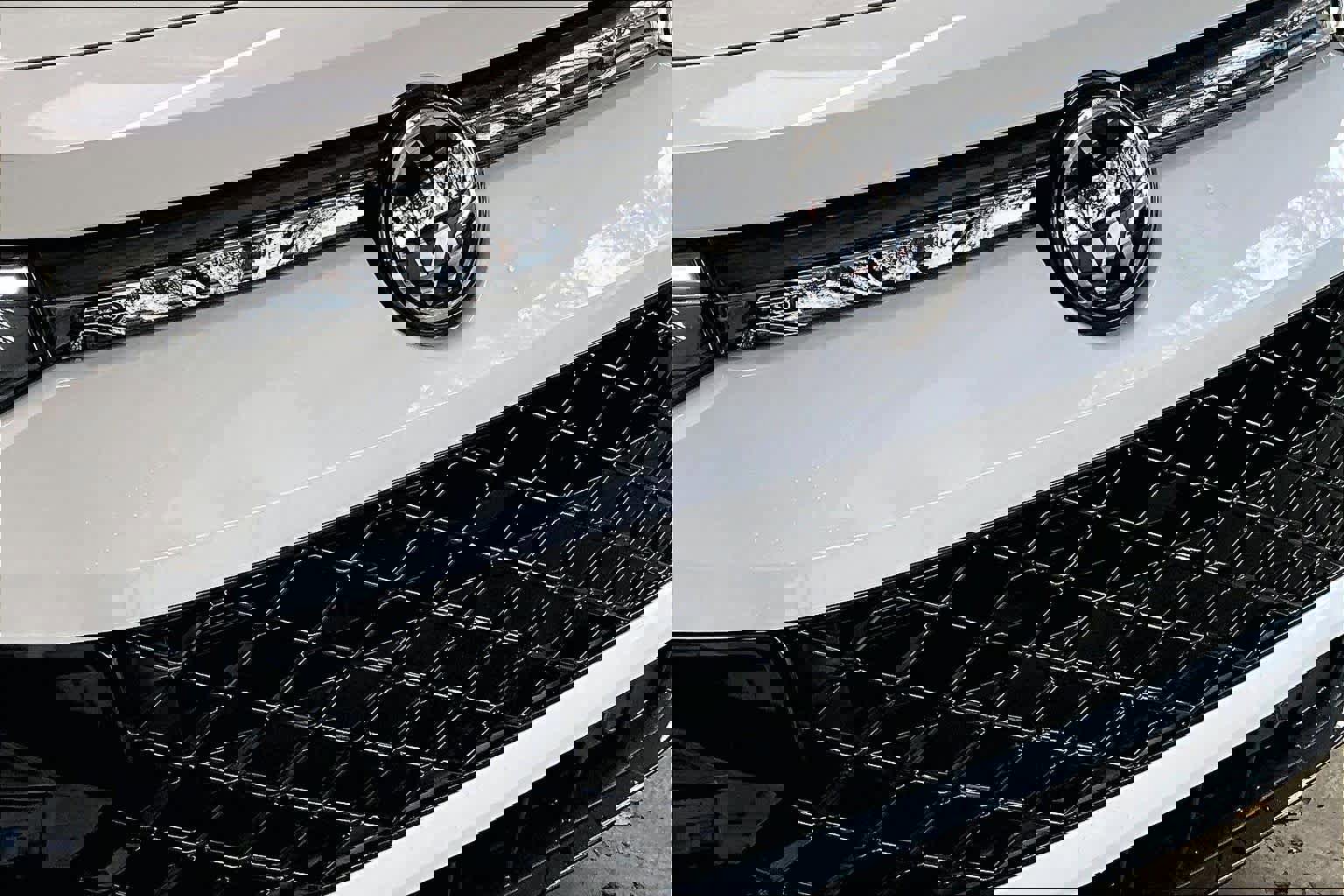 New 2026 Volkswagen Tiguan SE R-Line image 32