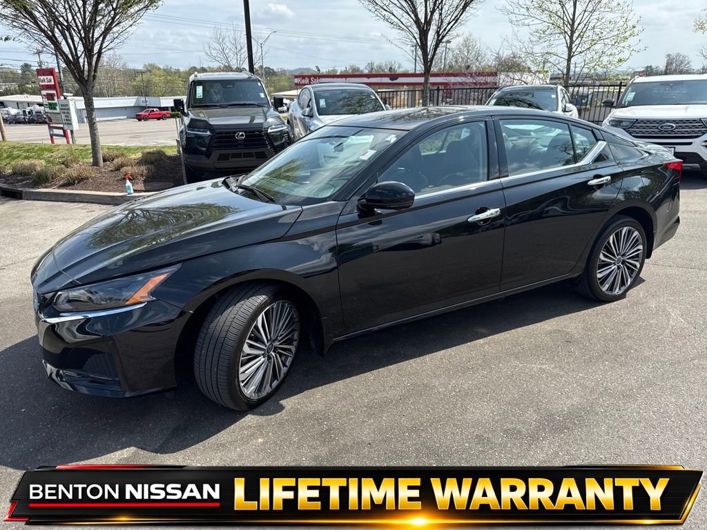 Used 2025 Nissan Altima 2.5 SL AWD/4WD image 5