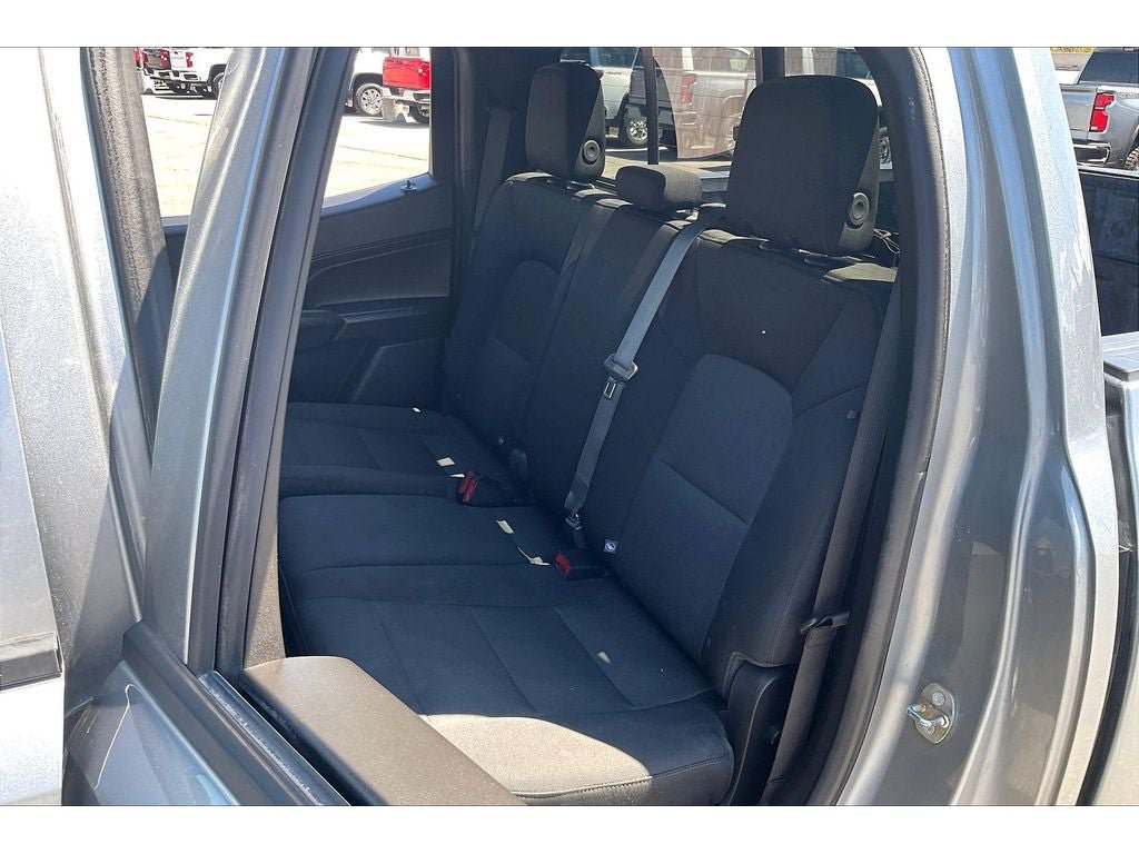 Used 2023 Chevrolet Colorado Trail Boss w/ Technology Package AWD/4WD image 28